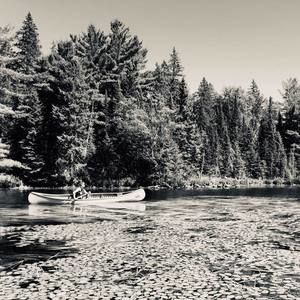 Meet your Posher, Adrianne